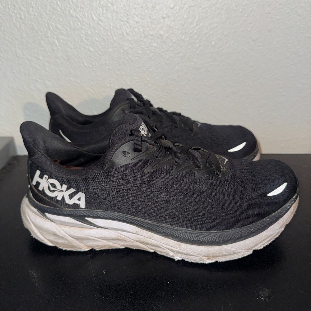 Hoka One One Clifton 8 Women’s Black/White Lace-Up Knit Sneakers